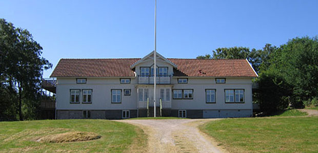 Bild på huvudbygganden på Lysestrand