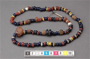 Pärlhalsband