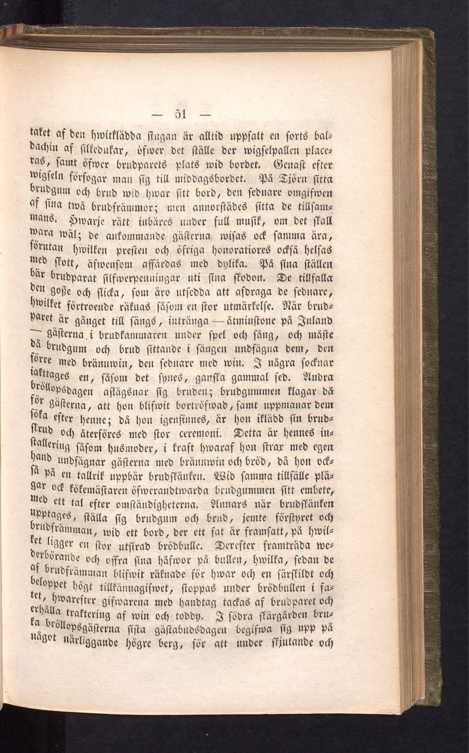 Gulnad boksida med äldre tryckt text. Fortsättning av texten om bröllop i Bohuslän.