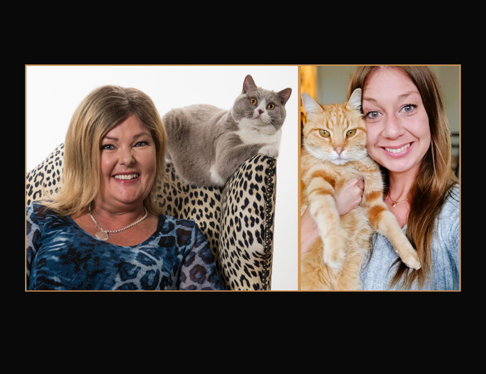 Bilden är tvådelad. Bilden till vänster föreställer en leende kvinna som sitter i en fåtölj. På fåtöljens rygg ligger en katt och tittar mot betraktaren. Bilden till höger föreställer en leende kvinna som håller upp en katt i ansiktshöjd.